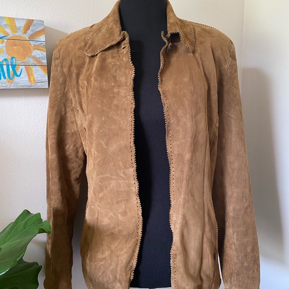 Suede Leather Jacket 🧥 - Picture 4 of 11